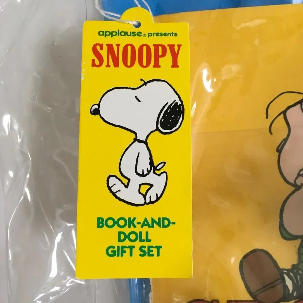 Security Is A Thumb And A Blanket Charles M. Schultz Book & Doll Plush Gift Set